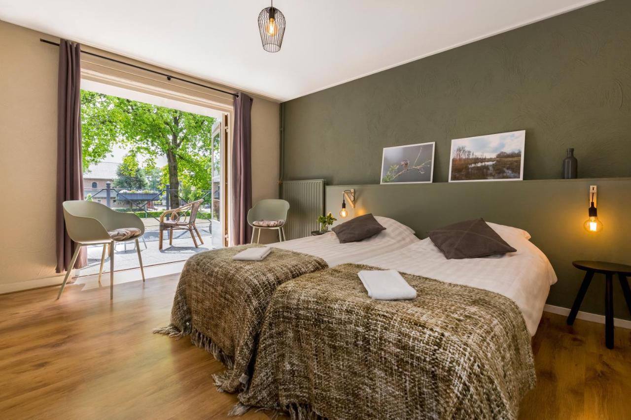 Hotel Restaurant In D'Ouwe Peel Helenaveen エクステリア 写真