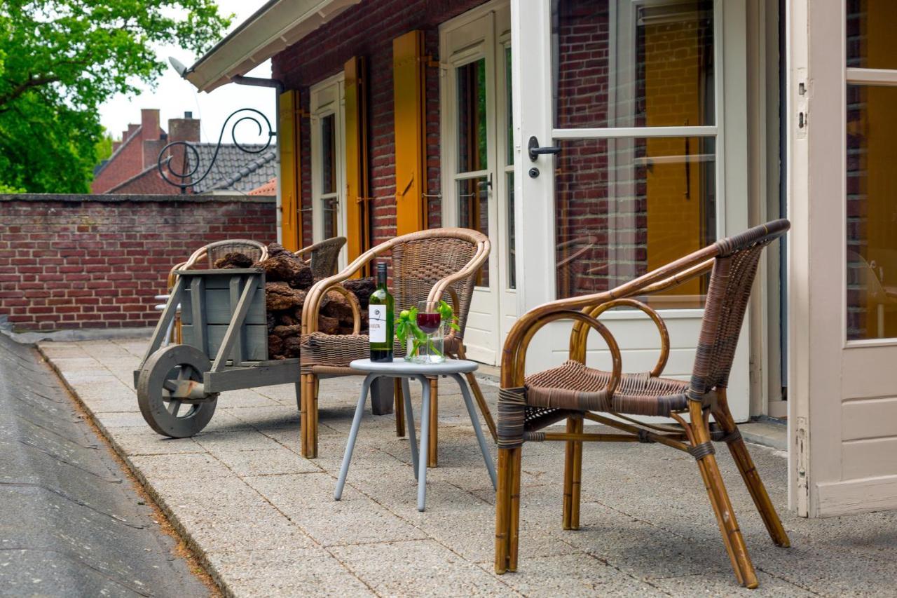 Hotel Restaurant In D'Ouwe Peel Helenaveen エクステリア 写真