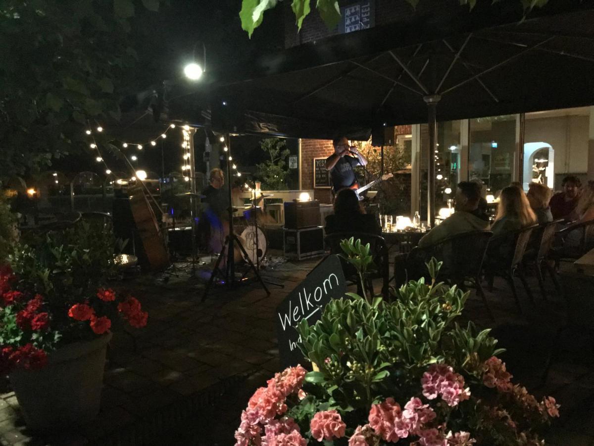 Hotel Restaurant In D'Ouwe Peel Helenaveen エクステリア 写真
